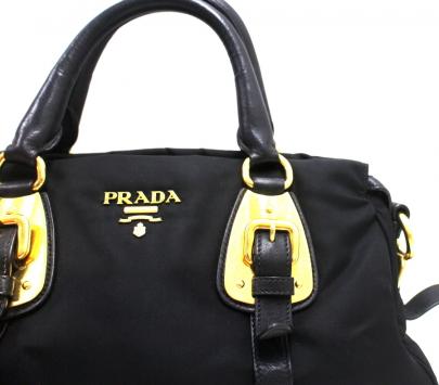 「インポートブランドのPRADA 」