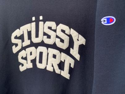 「コラボ・別注アイテムのSTUSSY × Champion 」