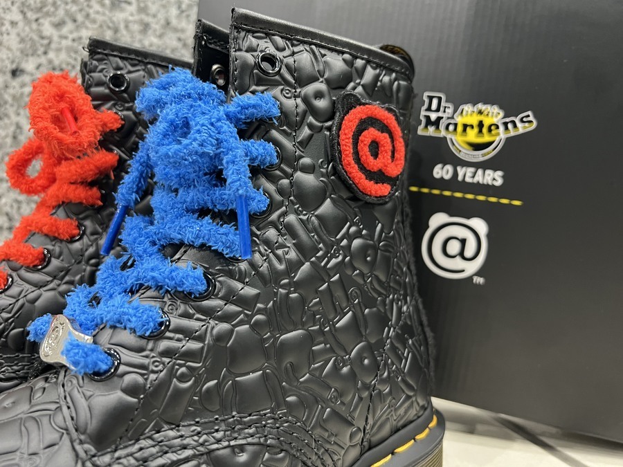 8ホールブーツ誕生60周年コラボ【Dr.Martens × MEDICOMTOY / ドクター