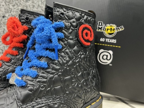 8ホールブーツ誕生60周年コラボ【Dr.Martens × MEDICOMTOY