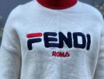 FENDI FILAコラボ　トレーナー フェンディ」と「フィラ」が異色のコラボ 高級ミンクの
