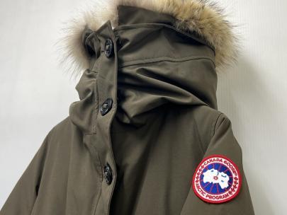 「インポートブランドのCANADA GOOSE 」