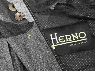 「インポートブランドのHERNO 」