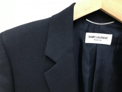 「ラグジュアリーブランドのSaint Laurent Paris 」