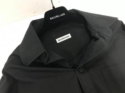 「ラグジュアリーブランドのBALENCIAGA 」