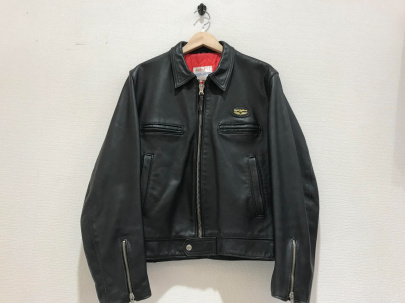 「アメカジブランドのLewis Leathers 」