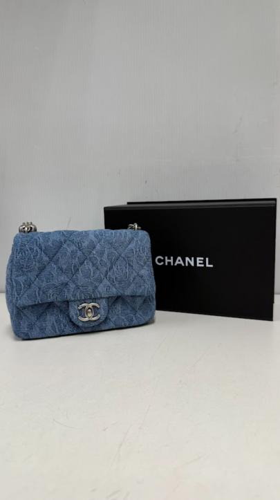 「店舗からのお知らせのCHANEL 」