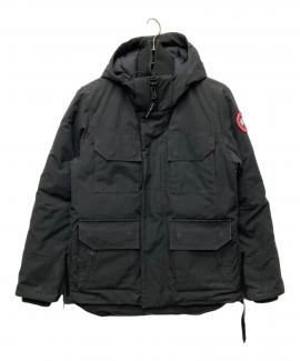 「インポートブランドのCANADA GOOSE 」