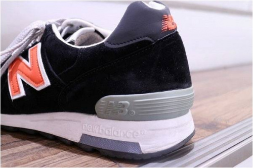 ニューバランスのナイキ