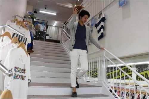 カーディガンのリネン