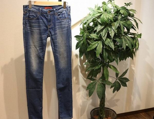 ボトムス・スカートのジーンズ