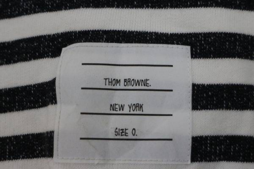 トムブラウンのハーフパンツ