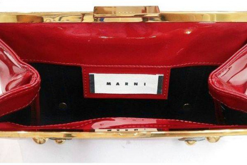 クラッチバッグ