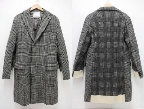トップスのチェスターコート