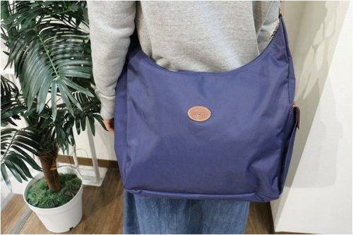 シューズ・バッグのショルダーバッグ