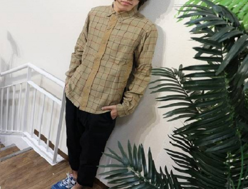 ホワイトマウンテニアリングのネルシャツ