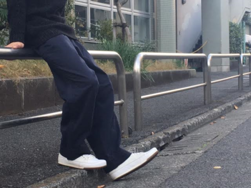 メンズのボトムス