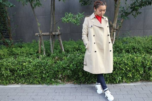 トレンチコートのicB