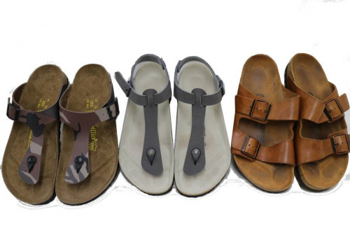 中古のスポーツサンダル