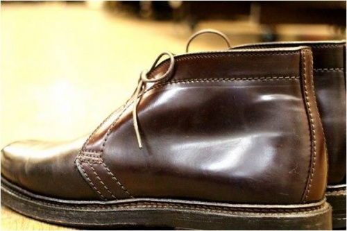 チャッカブーツ