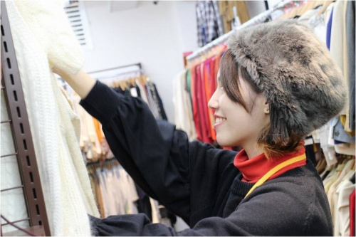 品川　バイトの洋服　バイト