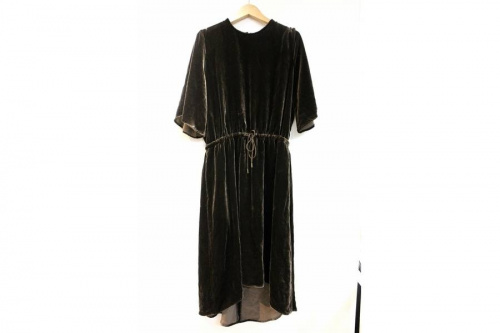 バーンヤードストームのコート