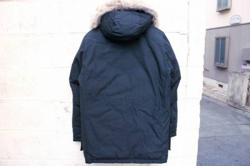 アークティックパーカーのダウン