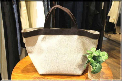 Herve Chapelierの舟形