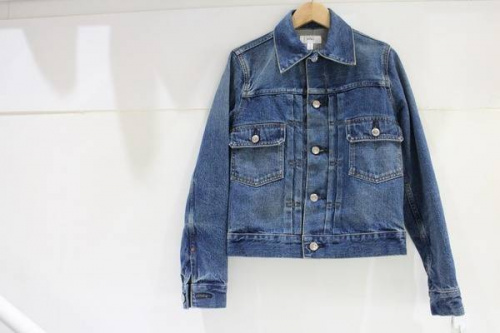 デニムジャケットのHYKE