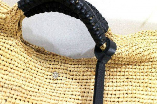 ラフィアバッグのバッグ