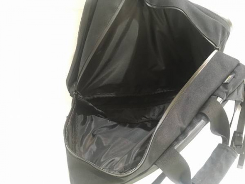 ユニバーサルプロダクトの品川　バッグ