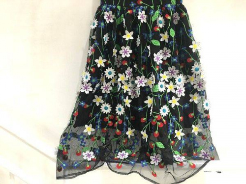 チュールのワンピース