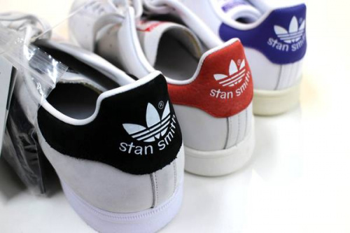 アディダスのadidas