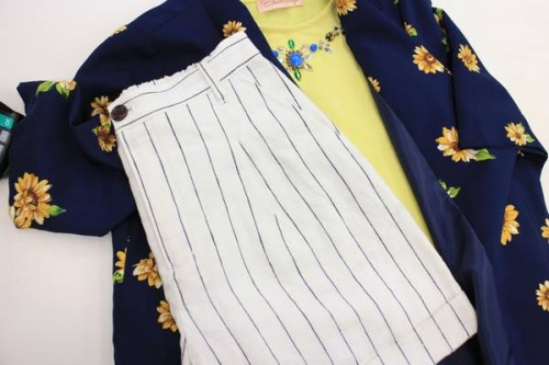 ガウンの品川　古着