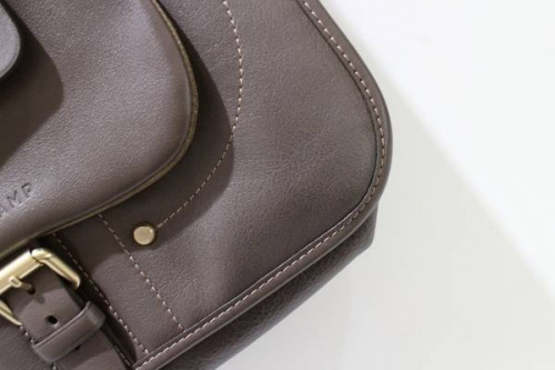 レザーバッグの中古