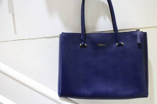 フルラのトートバッグ