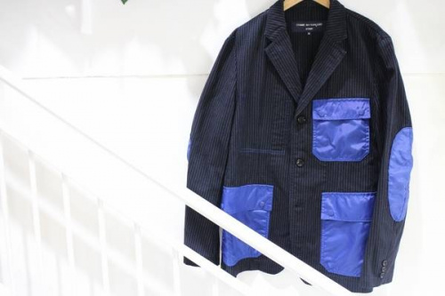 COMME　des　GARCONSのギャルソン