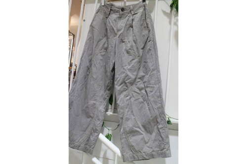 アンダーカバーのワイドパンツ