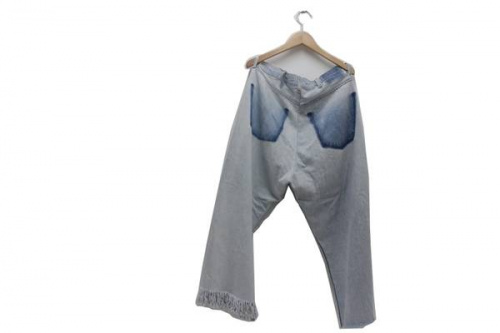 ナナナサーカのデニム