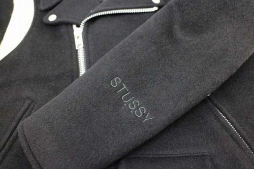 ステューシーのライダース