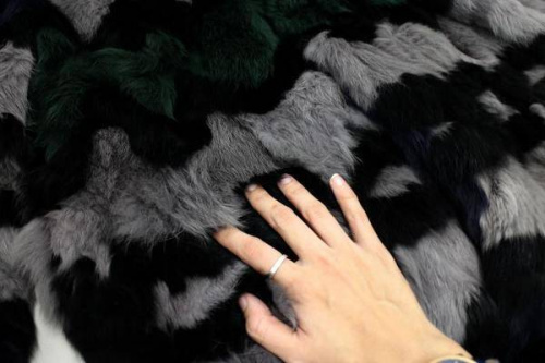 トレンドのファーアイテム