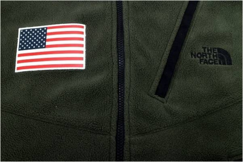 ノースフェイスの品川