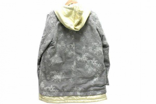 AND WANDERのアウトドア