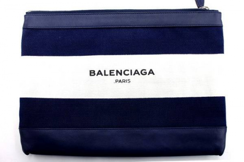 バレンシアガの戸越銀座