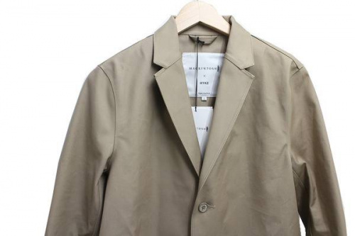 コラボアイテムのブランド買取