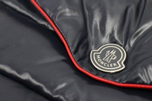 MONCLERのモンクレール