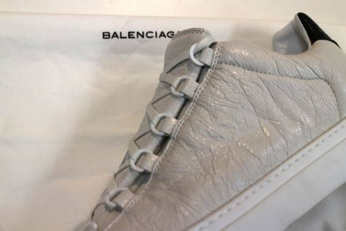 BALENCIAGAのバレンシアガ