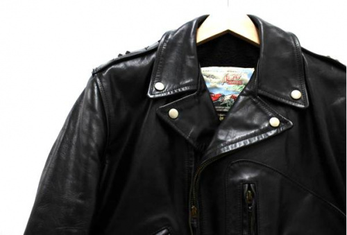 ホースハイドのライダースジャケット