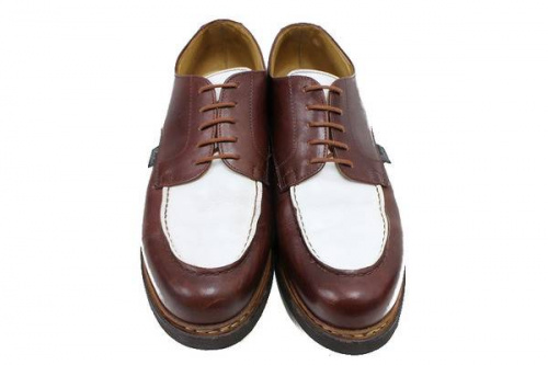 ドレスシューズのPARABOOT