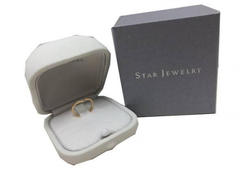 買取入荷のキャリアファッション